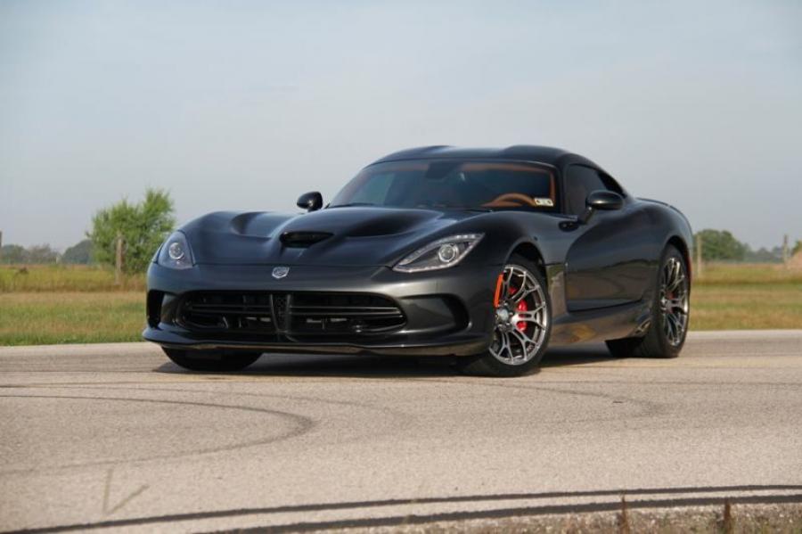  SRT Viper GTS Venom 700R by Hennessey Performance 2013 года  (фото 1 из 15)